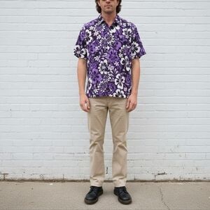 Vintage Purple Funky Tropical Flower Short Sleeve Shirt Mens Size Medium Hawaii